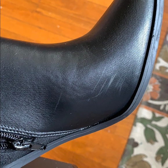 Black heeled boots - Picture 4 of 5